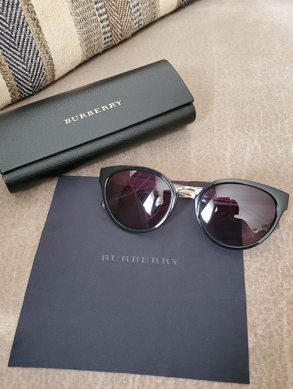 Burberry Style 4249 Rounded Cat Eye Nova Check Sunglasses By Luxottica
